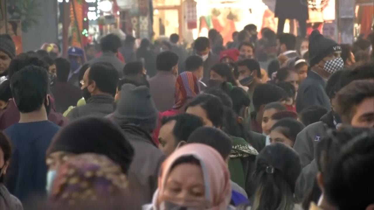 Scientist who identified Omicron variant: India will see a wave, vaccines will definitely help