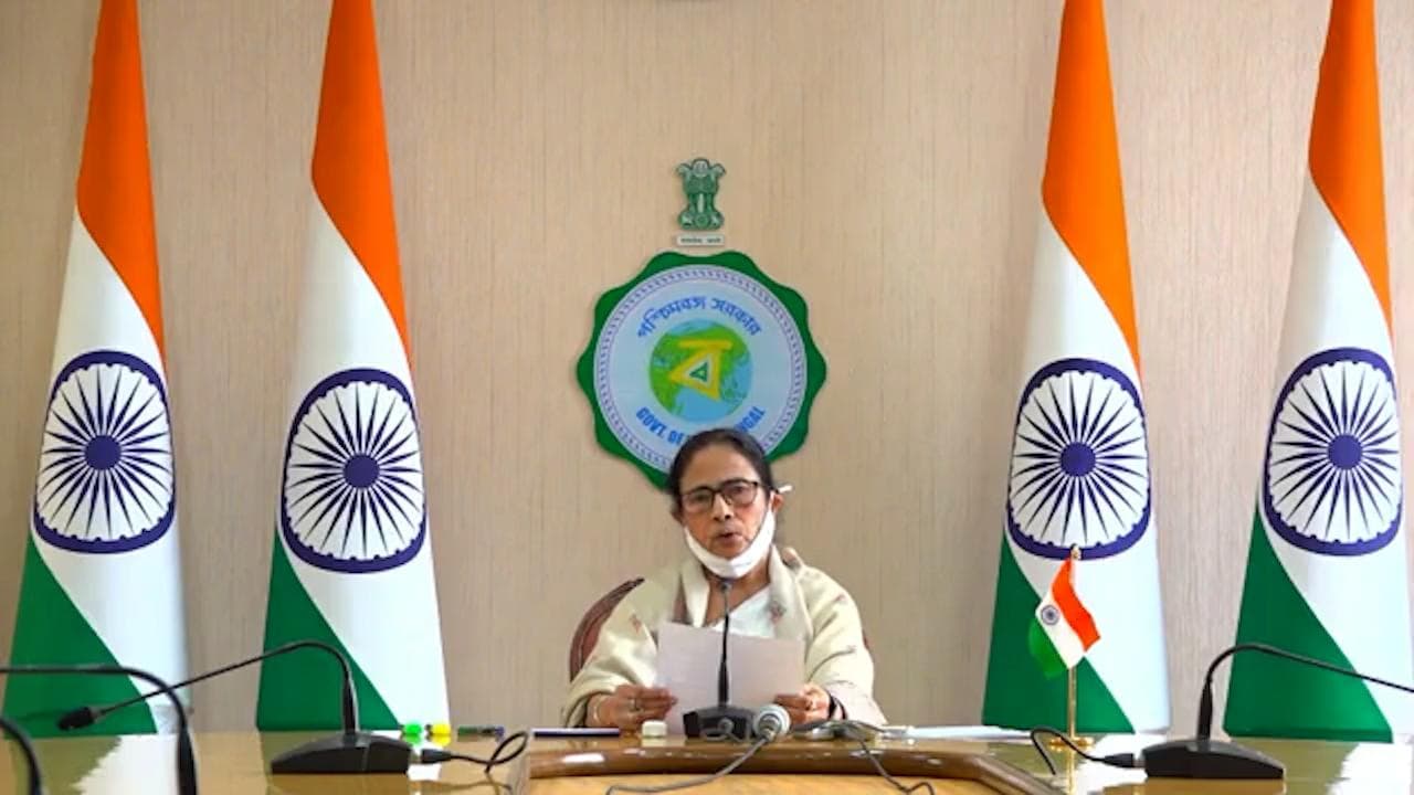 School reopens in Bengal: অষ্টম থেকে বিশ্ববিদ‍্যালয়ে ৩ তারিখ থেকে ফের শুরু ক্লাস, ঘোষণা মুখ‍্যমন্ত্রীর