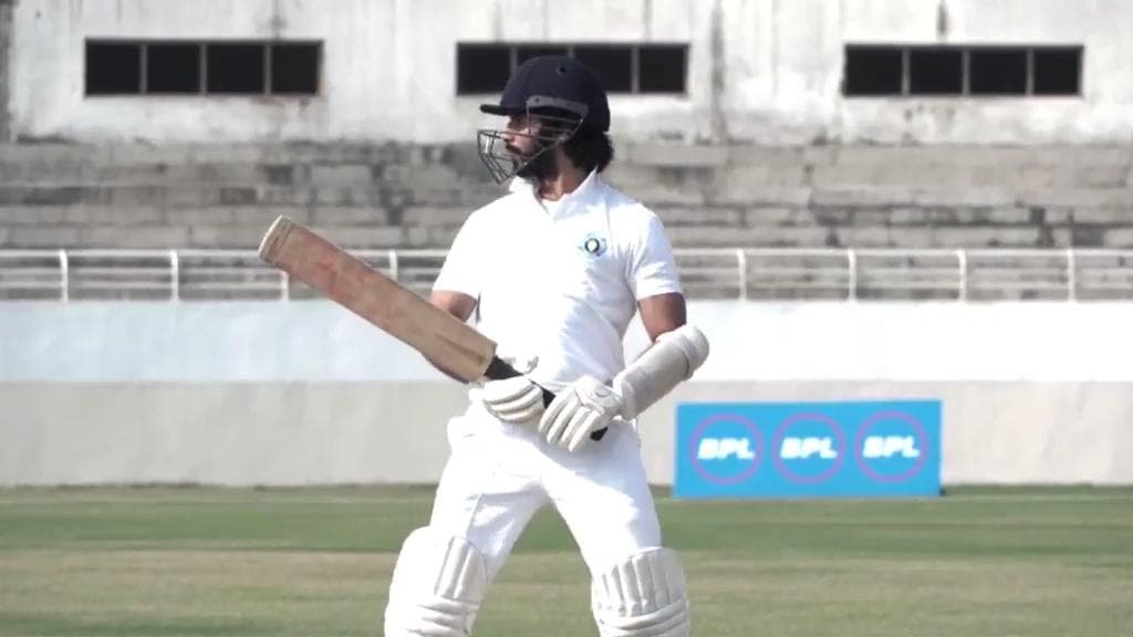 Shahid Kapoor: ক্রিকেটার হতে গিয়ে পড়েছে ২৫টি সেলাই, 'জার্সি' প্রস্তুতির ভিডিয়ো শেয়র করলেন শাহিদ কাপুর