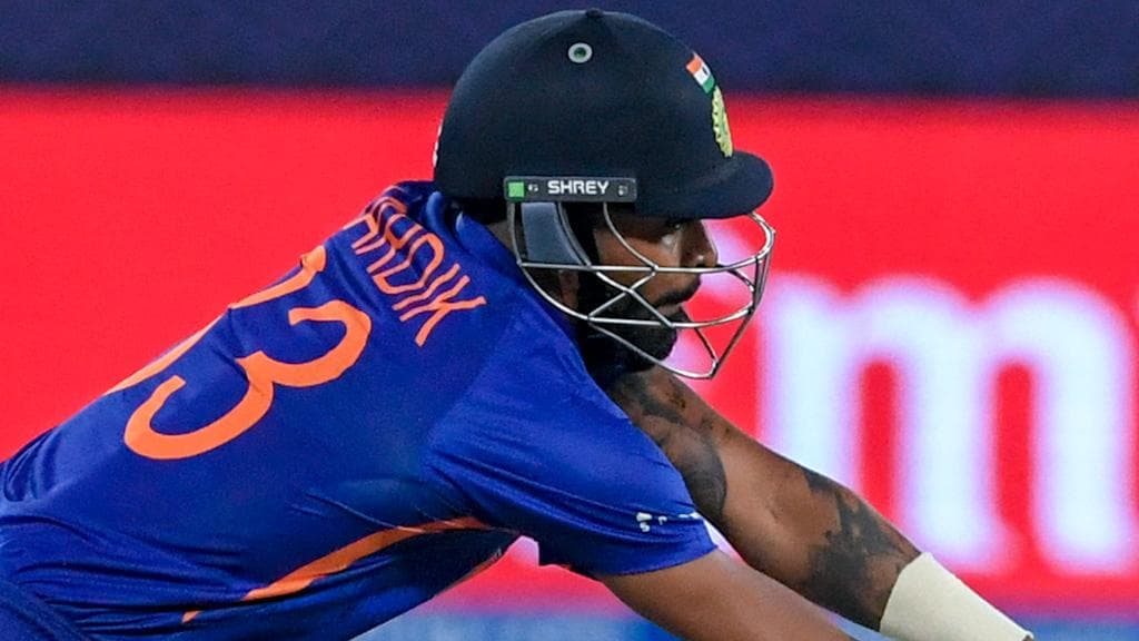 T20 World Cup: নেটে বল করতে দেখা গেল হার্দিক পান্ডিয়াকে, জায়গা পাবেন কিউয়ি ম্যাচে?