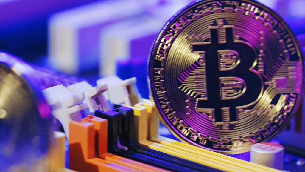 Bitcoin rallies as Biden signs order asking for regulation, crypto set to go mainstream