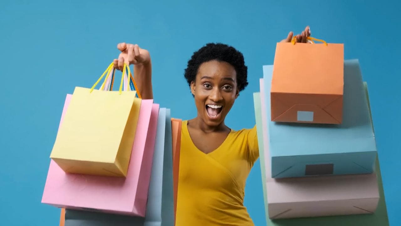 Valentine’s Day 2022: ভ্যালেন্টাইনস ডে উপলক্ষে মিন্ত্রা ও নাইকায় ৫০% ছাড়, দেখে নিন আকর্ষণীয় অফারগুলো 