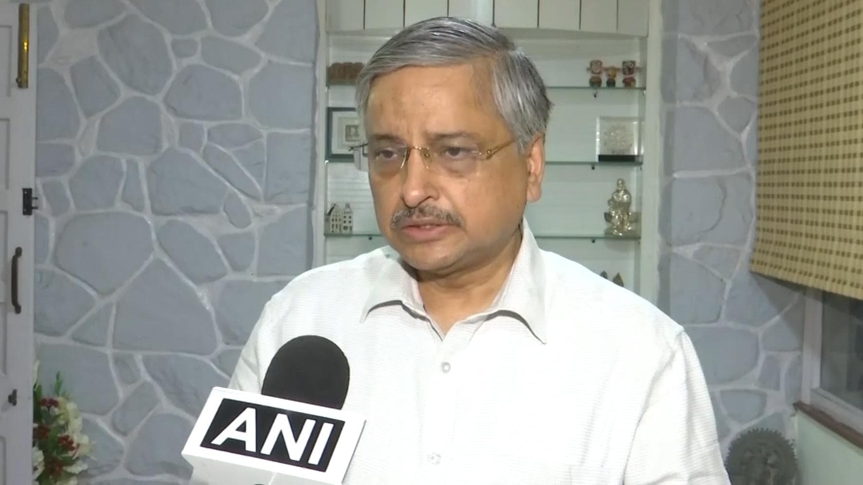 Must remain 'alert and vigilant' in the next six to eight weeks: AIIMS chief on Covid-19