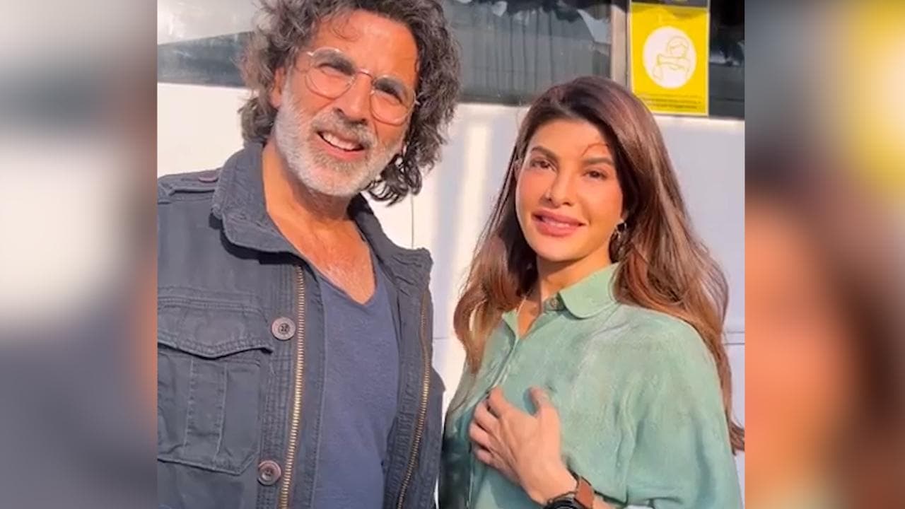 Ram Setu के सेट पर पर अक्षय कुमार के साथ मस्ती करती नजर आईं Jacqueline Fernandez, शेयर किया BTS वीडियो 