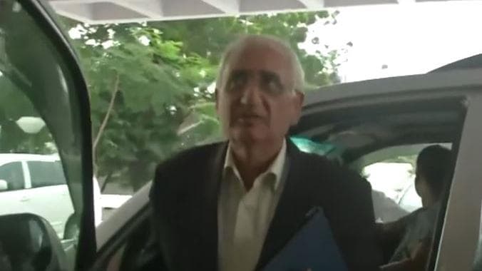 कांग्रेस नेता Salman Khurshid की किताब को लेकर बवाल, हिंदुत्व की आतंकवादी संगठनों से की तुलना