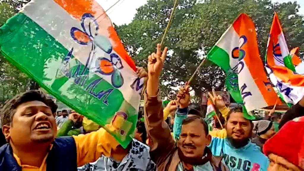 KMC Election 2021: তিলোত্তমায় একতরফা জয়ের পথে তৃণমূল, বিজেপিকে পিছনে ফেলে শতাংশে এগিয়ে গেল বাম