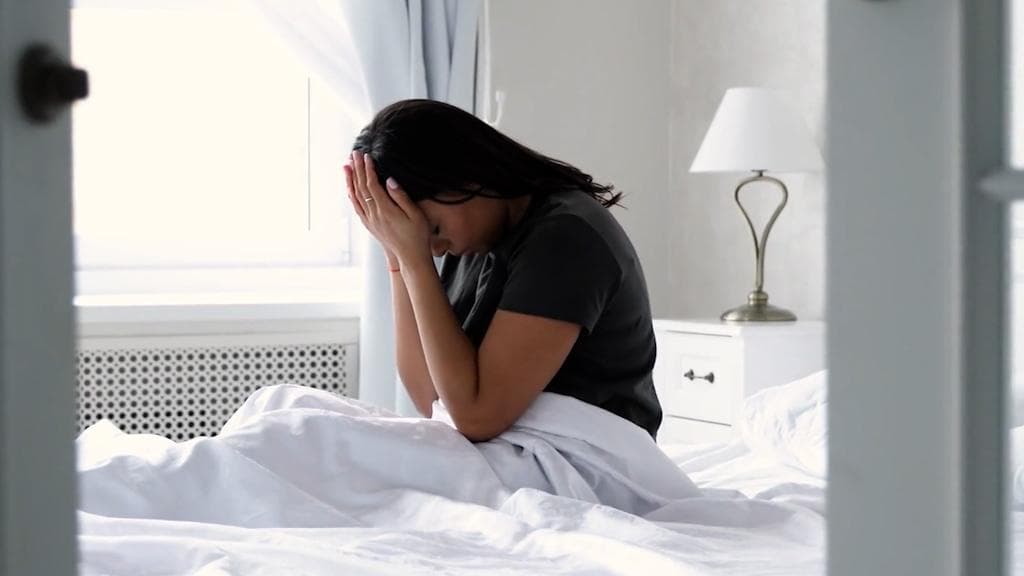 Sleep Problem: ঘুম নেই, পড়ুয়াদের মধ্যে বাড়ছে মন কেমন