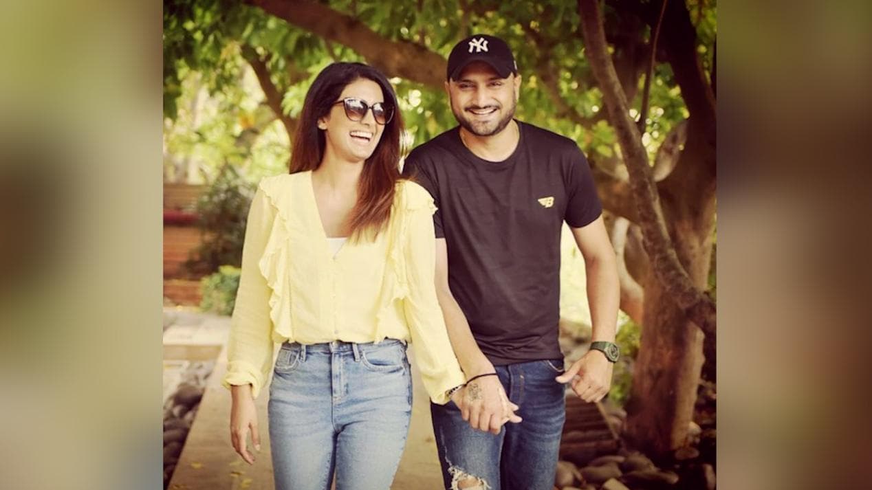 Harbhajan Singh Covid positive: করোনা আক্রান্ত সস্ত্রীক হরভজন সিং,আপাতত নিভৃতবাসে প্রাক্তন ভারতীয় স্পিনার