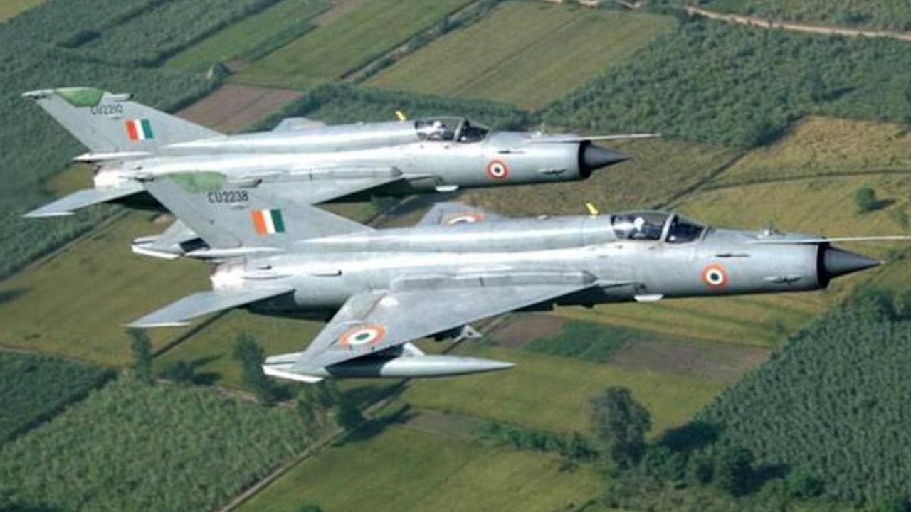 Indian Air Force pilot dead after MiG-21 crashes in Jaisalmer