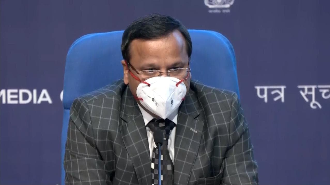 Covid 19: ওমিক্রন চিন্তা বাড়াচ্ছে বিশেষজ্ঞদের, চিঠিতে পশ্চিমবঙ্গ সহ আট রাজ্যকে সতর্ক করল কেন্দ্র