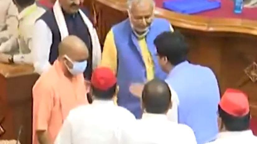 UP: अखिलेश के विधायक को BJP का साथ! नितिन अग्रवाल बने विधानसभा के डिप्टी स्पीकर 