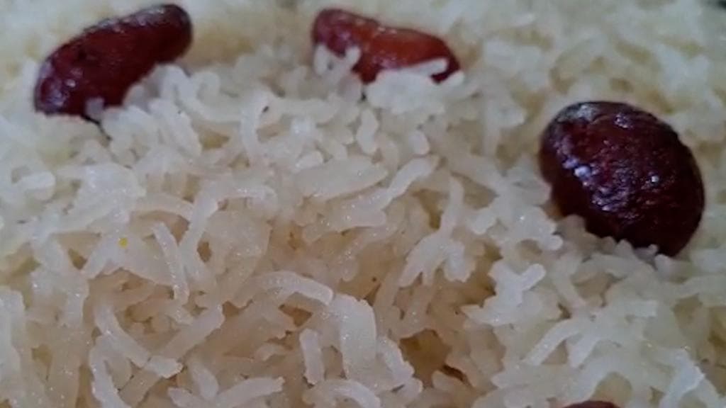 Sitabhog Mihidana: ঘরের মিষ্টি সদ্য পাড়ি দিয়েছে বিদেশে, বর্ধমানে বিজয়ায় দেদার বিকোচ্ছে সীতাভোগ-মিহিদানা