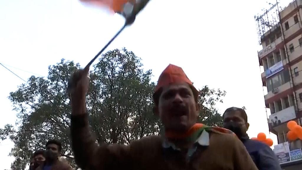 Uttar Pradesh Election: ১২ জন নিরক্ষর, ৬ জন পিএইচডি, দেখুন ভোটপ্রার্থীদের শিক্ষাগত যোগ্যতা