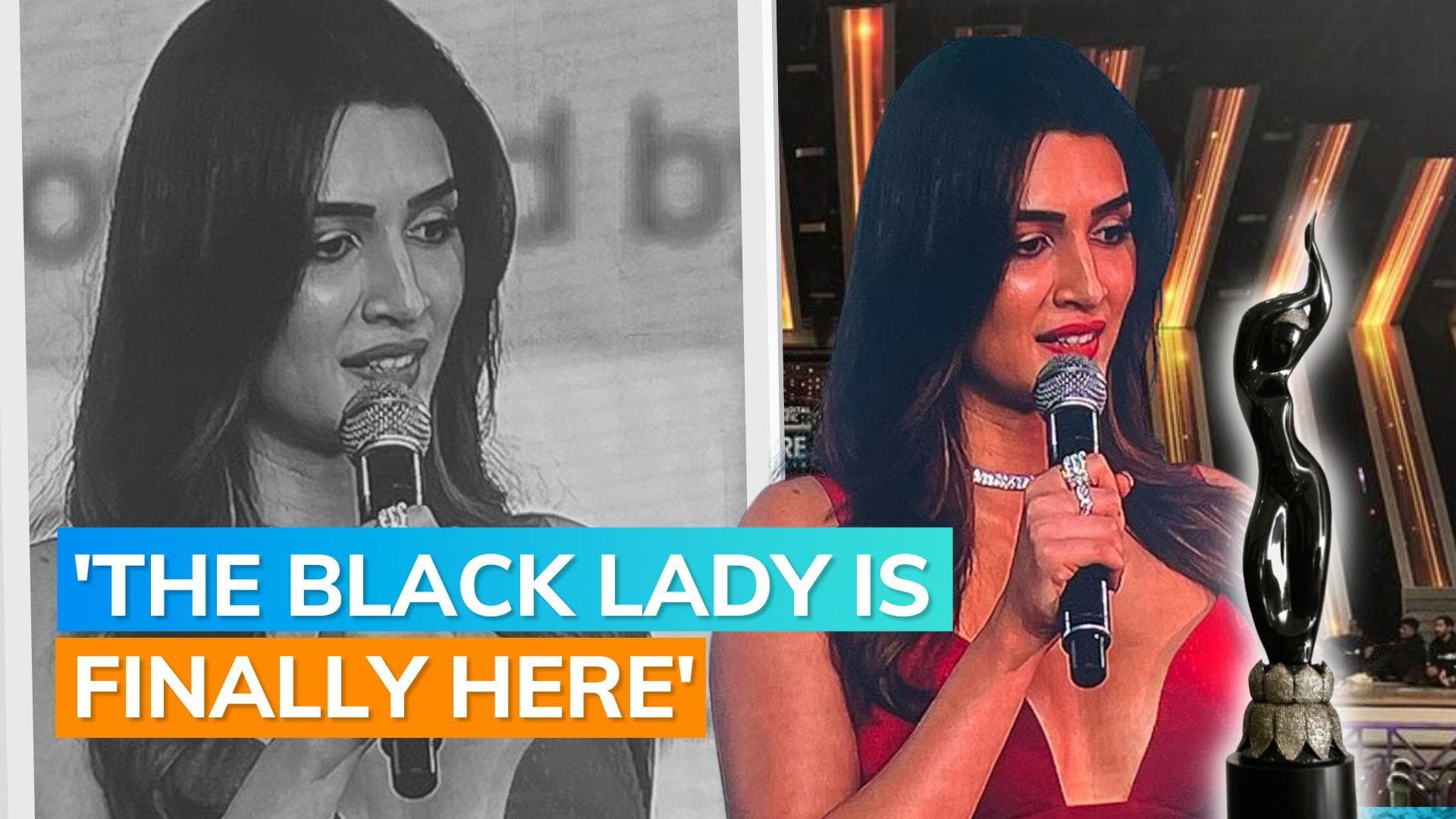 Filmfare 2022: Kriti Sanon expresses gratitude as she bags the Filmfare trophy for Best Actress