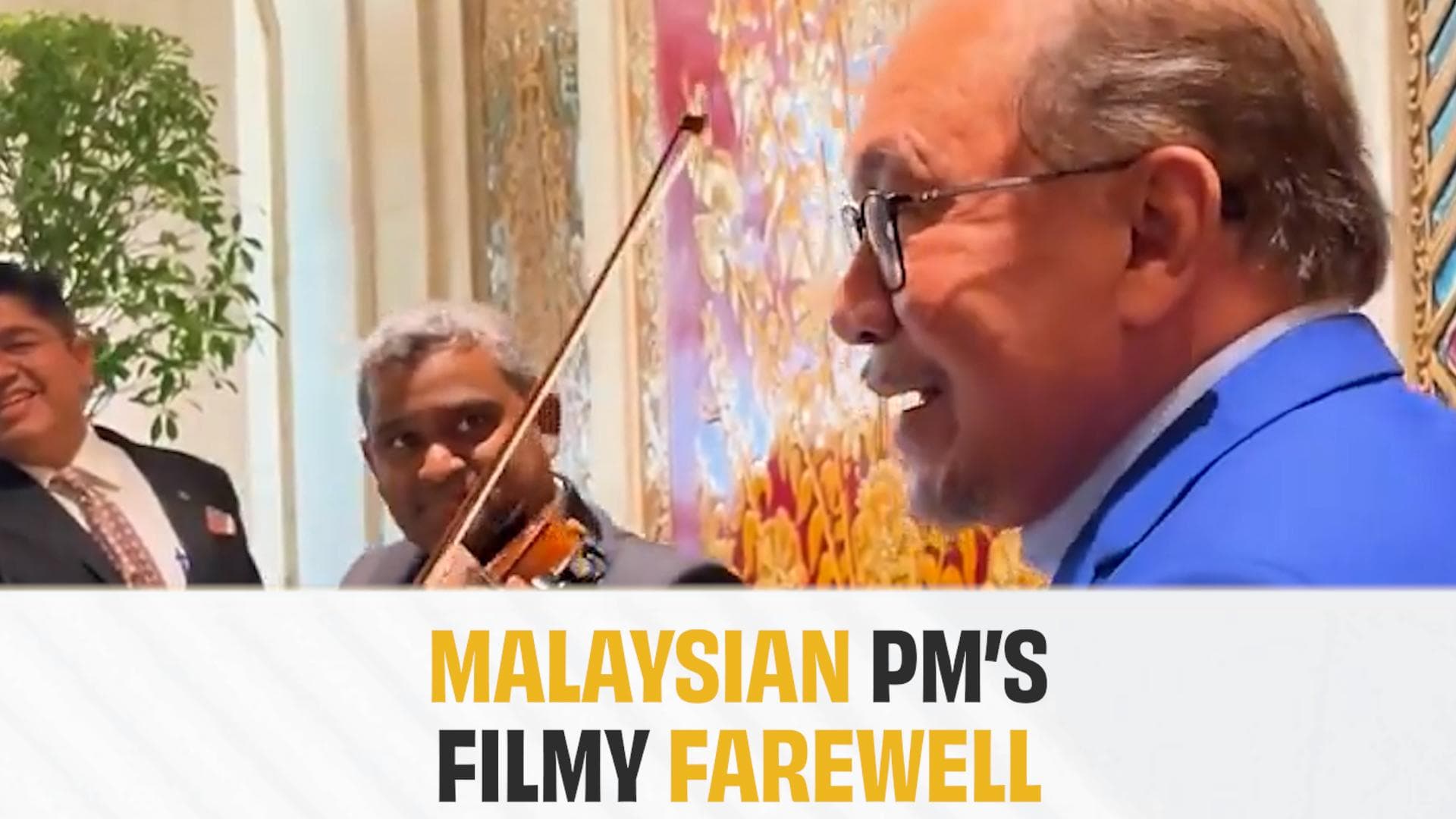 Malaysian Prime Minister Sings 'Dost Dost Na Raha' Song During Delhi Visit | Video