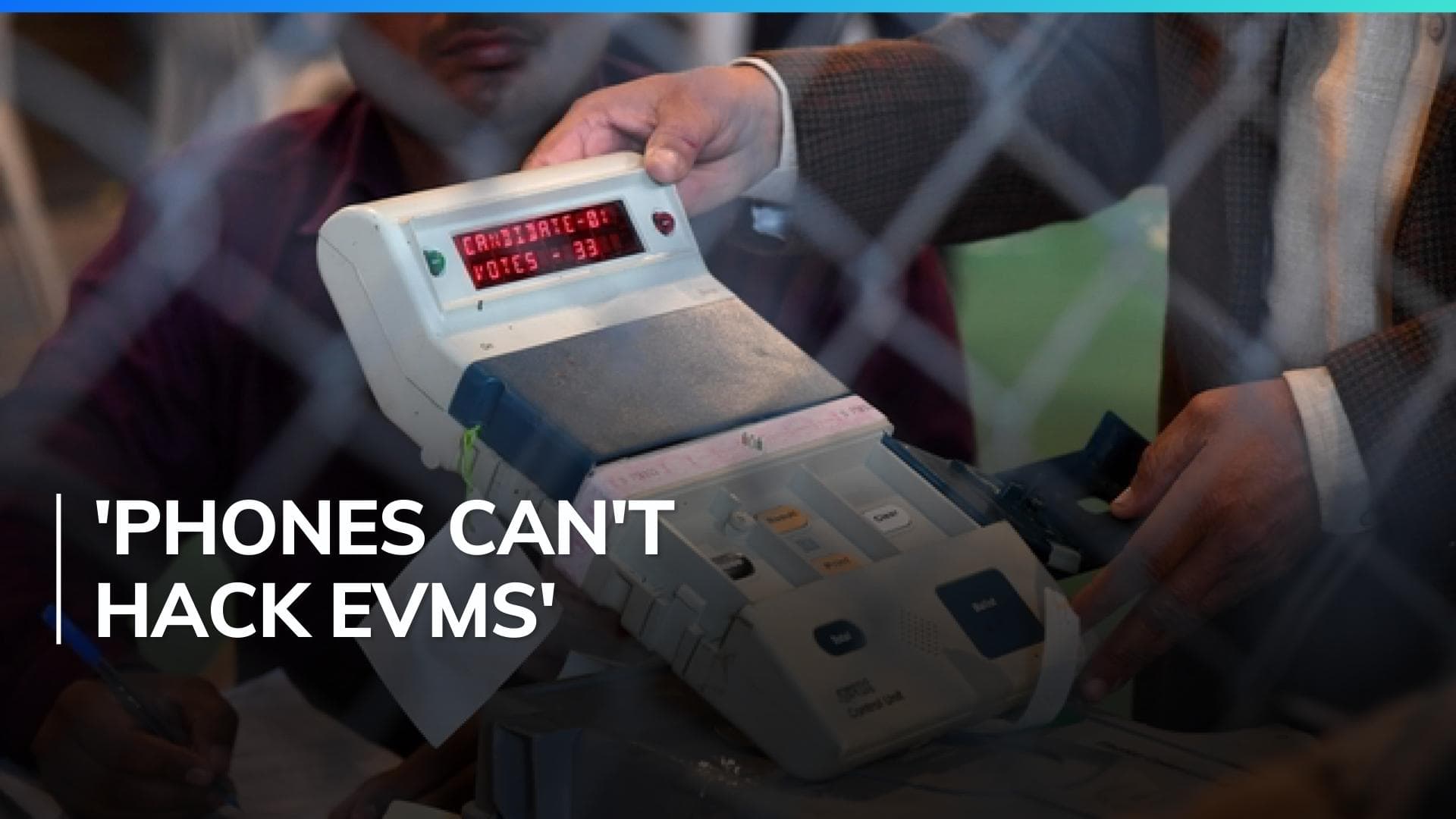 Election Commission official refutes EVM hacking charge 