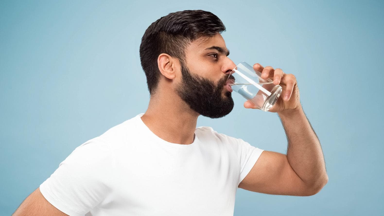 This is how much water you need to drink to keep your heart healthy