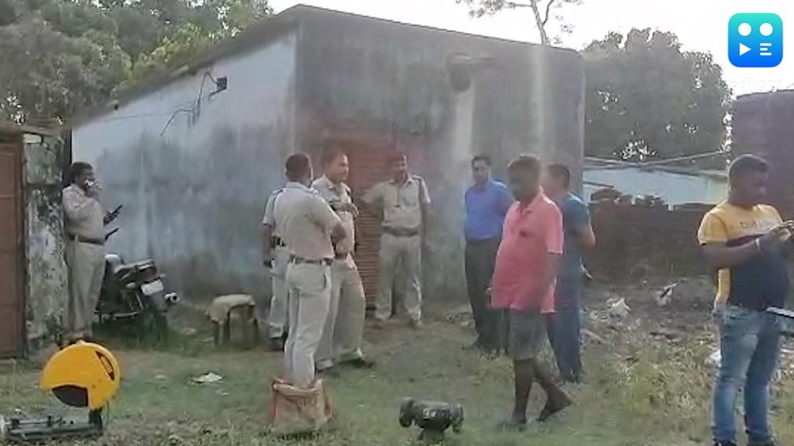 Rampurhat Violence: রামপুরহাটের জের, আসানসোলের অস্ত্র কারখানায় পুলিশি অভিযান, গ্রেফতার তিন