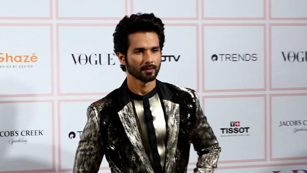 Shahid Kapoor ने साइन की नई फिल्म Bull, पैराट्रूपर के रोल में आएंगे नज़र