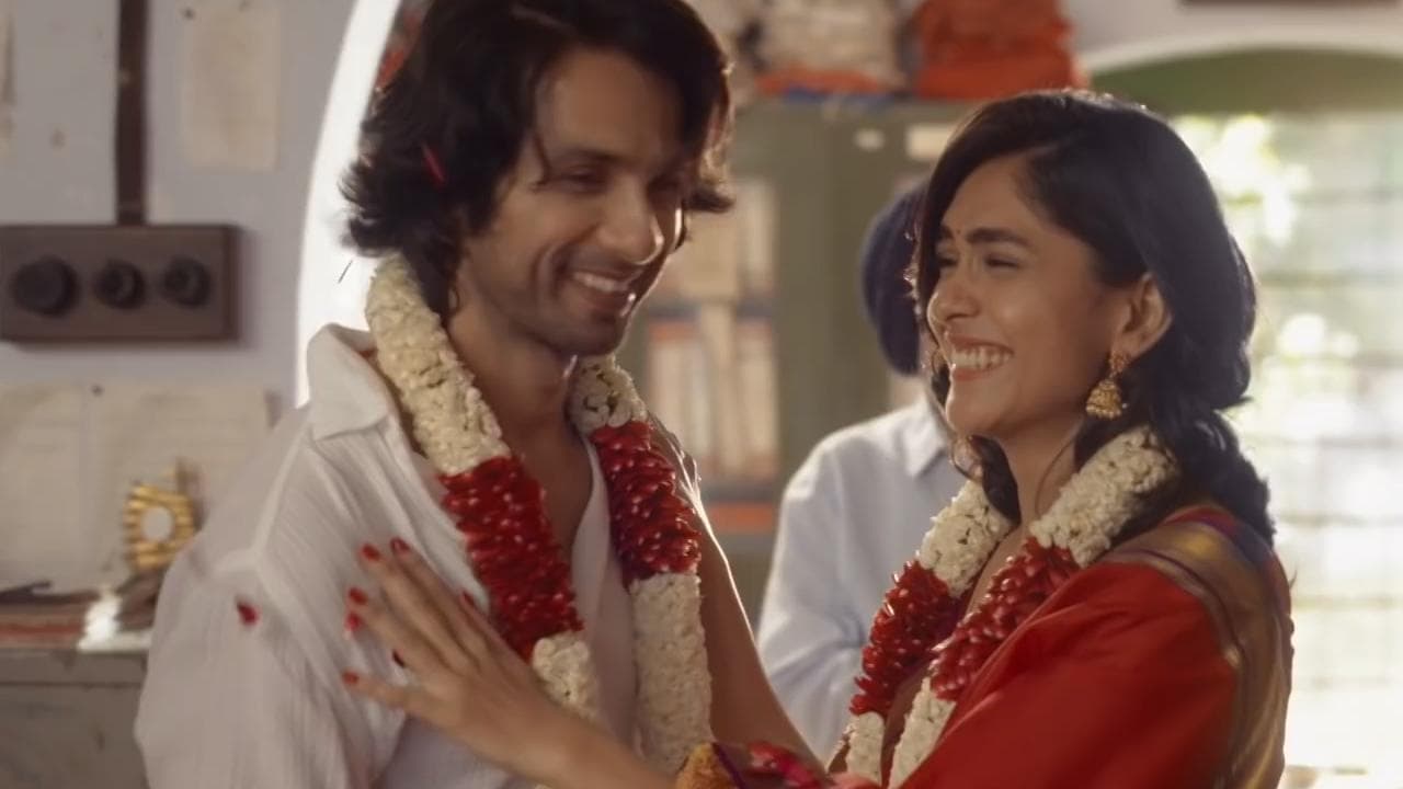 Jersey का नया गाना Maiyya Mainu हुआ रिलीज, दिखी शाहिद कपूर-मृणाल ठाकुर की शानदार केमिस्ट्री