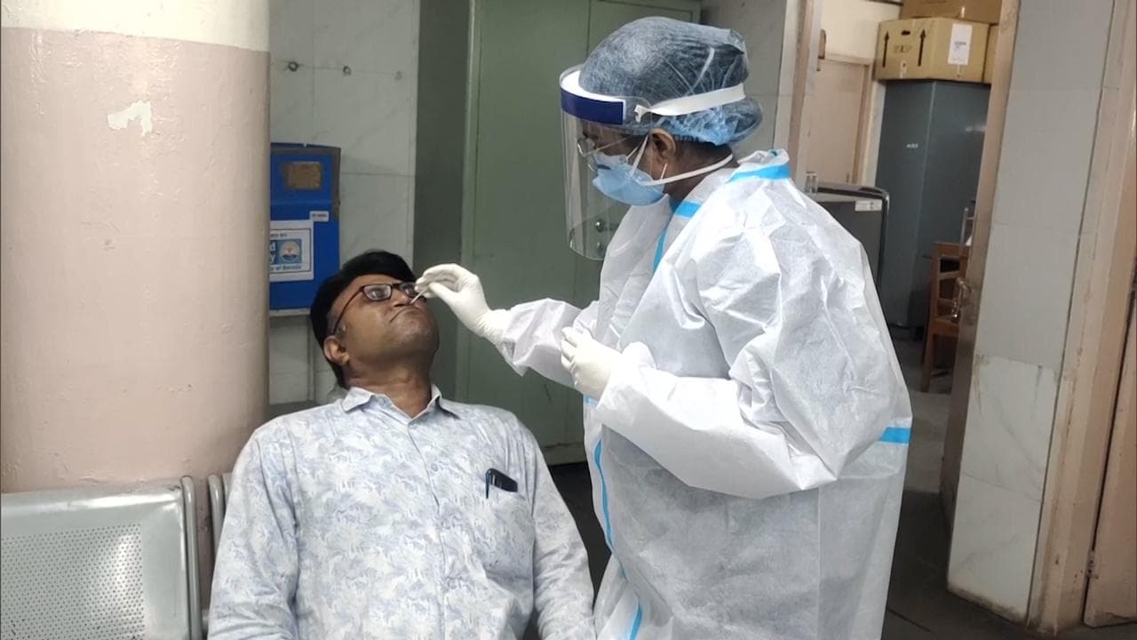 India reports over 1.61 lakh fresh Covid-19 cases, 1,733 deaths 