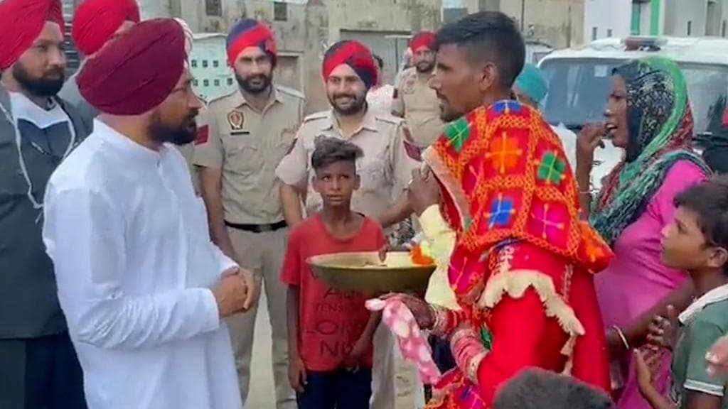 Watch: Punjab CM stops car to bless newly-wed couple in village