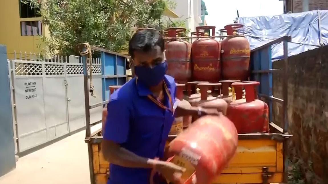 LPG Cylinder to Petrol - price hikes galore! Global energy crisis enters India's kitchen and cars