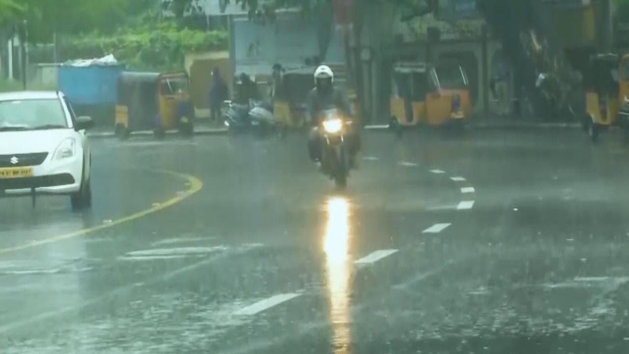Heavy rainfall alert for eastern and western parts of India
