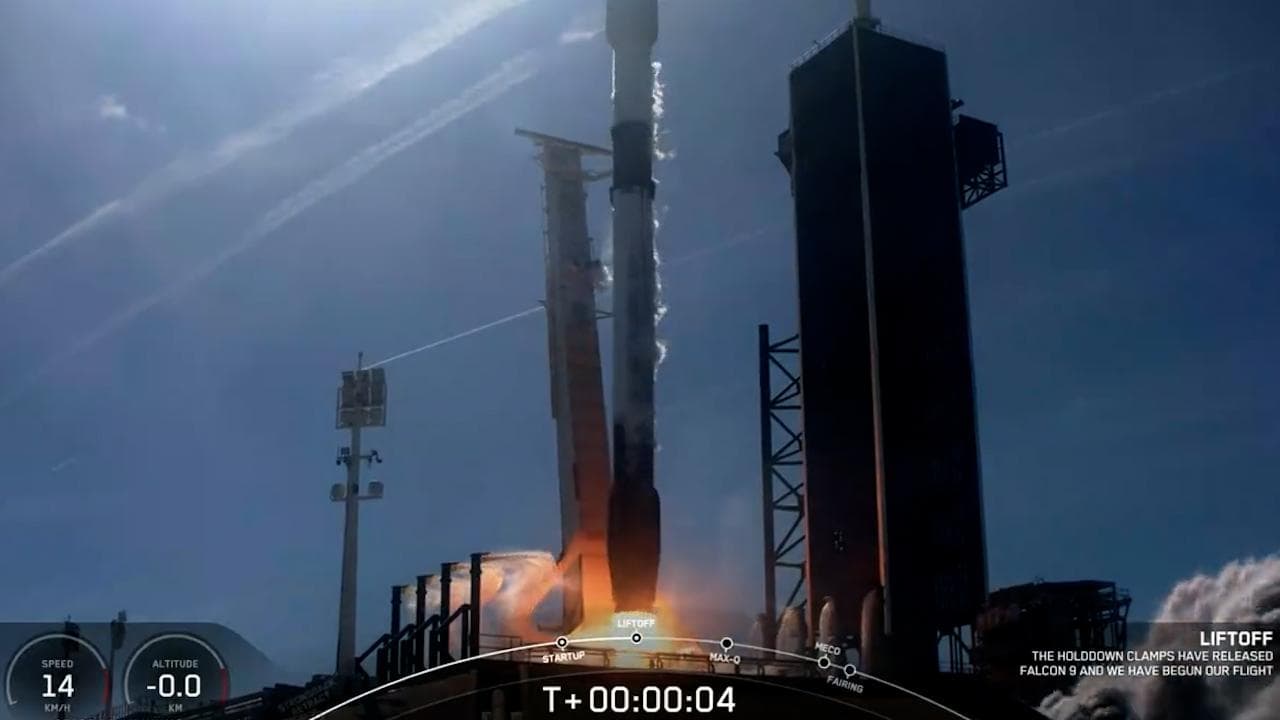 40 of 49 SpaceX satellites launched last week fall out of orbit: here's why & should you worry