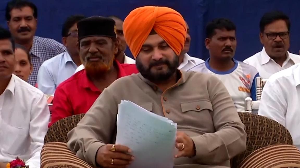 Reasons why Navjot Singh Sidhu may have quit as Punjab Congress chief