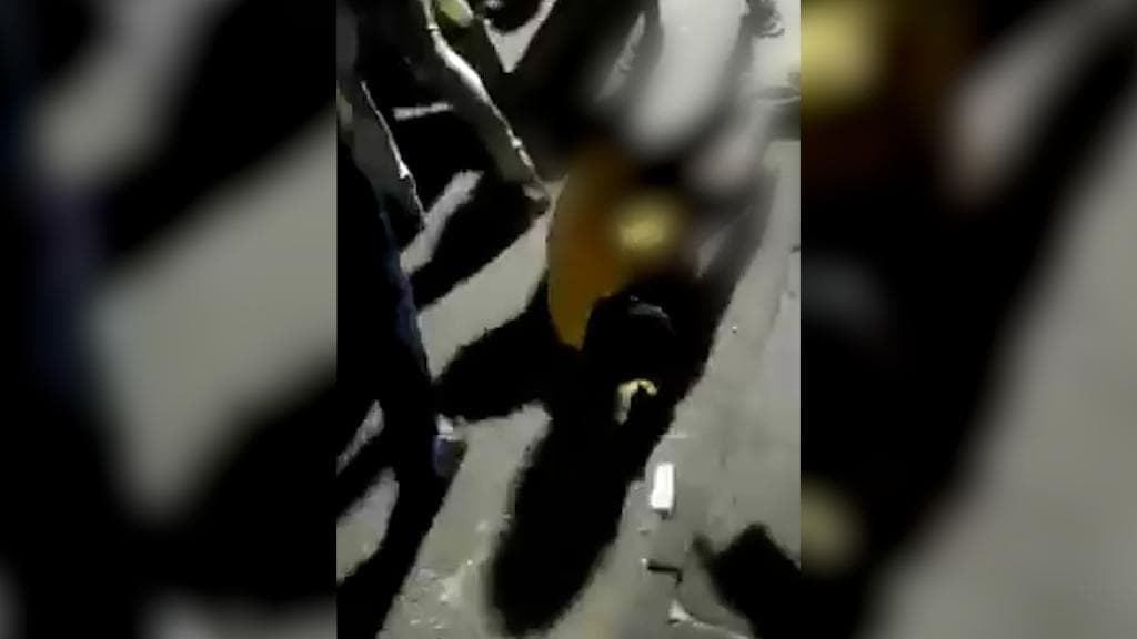 KMC election 2021: ১৬ নম্বর ওয়ার্ডের কংগ্রেস প্রার্থীকে নগ্ন করে মারধরের অভিযোগ!