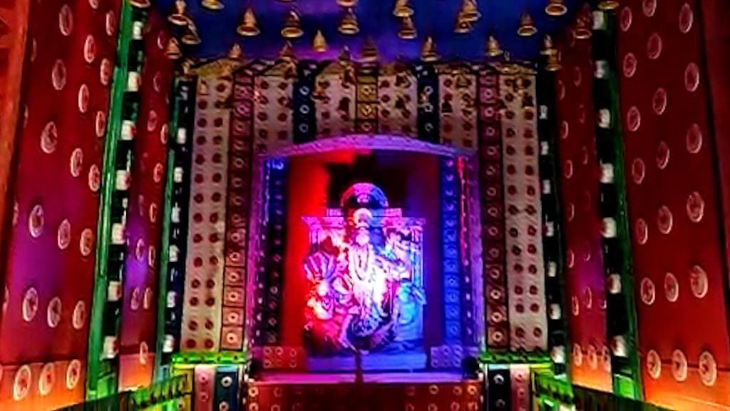 Ghola Kali Puja: প্রতিমা থেকে থিম, সবেতেই নজর কাড়ছে ঘোলা বিদ্যাসাগর পল্লী ফ্রেন্ডস অ্যাসোসিয়েশনের পুজো