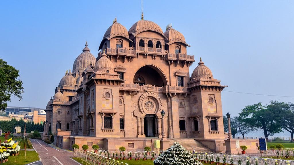 Belur Math: ভক্তদের জন্য বন্ধ দরজা, করোনা আবহে বেলুড় মঠে পালিত হচ্ছে ৩৭ তম যুব উৎসব