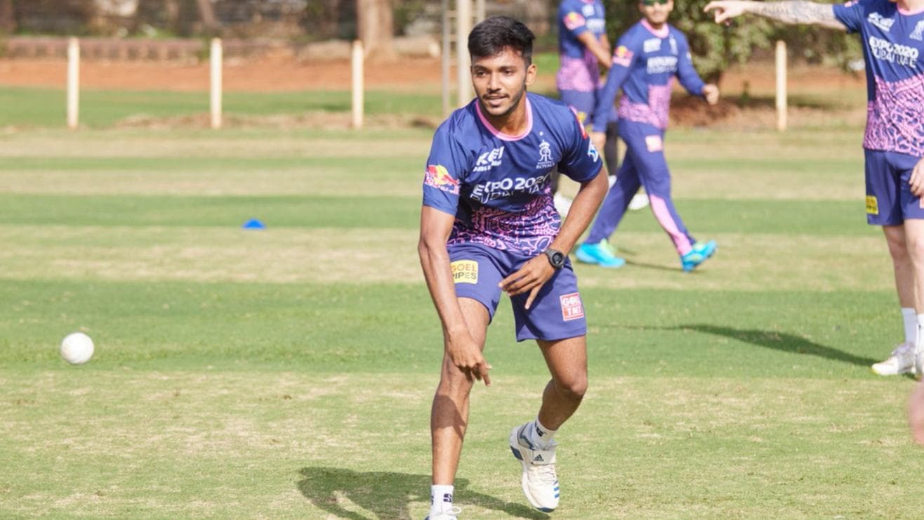'Wish my father had been here': Sakariya on India call up 
