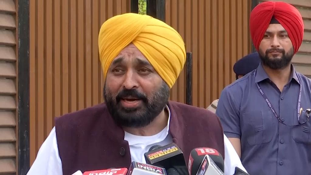  CM Mann meets Faridkot and Patiala MLAs for LS Polls