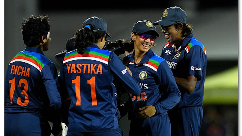 India v Australia: রুদ্ধশ্বাস ম্যাচে শেষ বলে জয়, ঝুলনদের হারিয়ে সিরিজ অজিদের