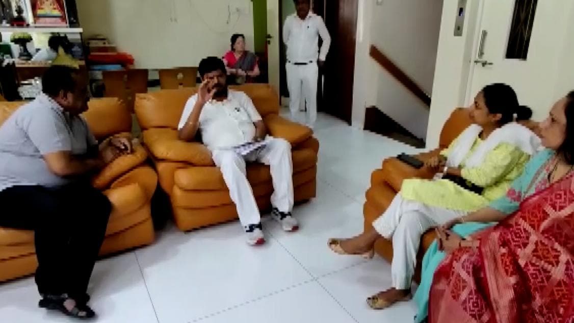 Sameer Wankhede मामले में रामदास आठवले की एंट्री, कहा- समीर दलित, पार्टी उसके साथ