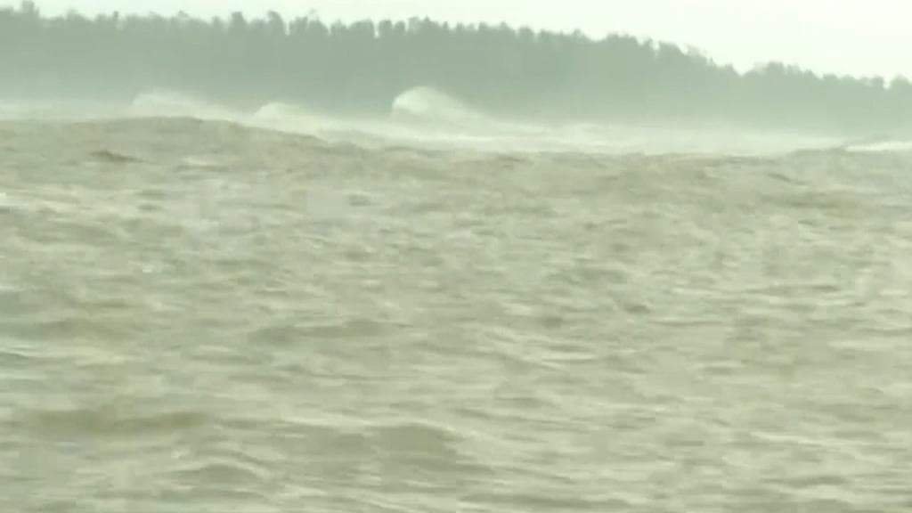 Cyclone Fear: ধেয়ে আসছে ঘূর্ণিঝড় ‘গুলাব’, আশঙ্কায় রাজ্যের উপকূলের বাসিন্দারা