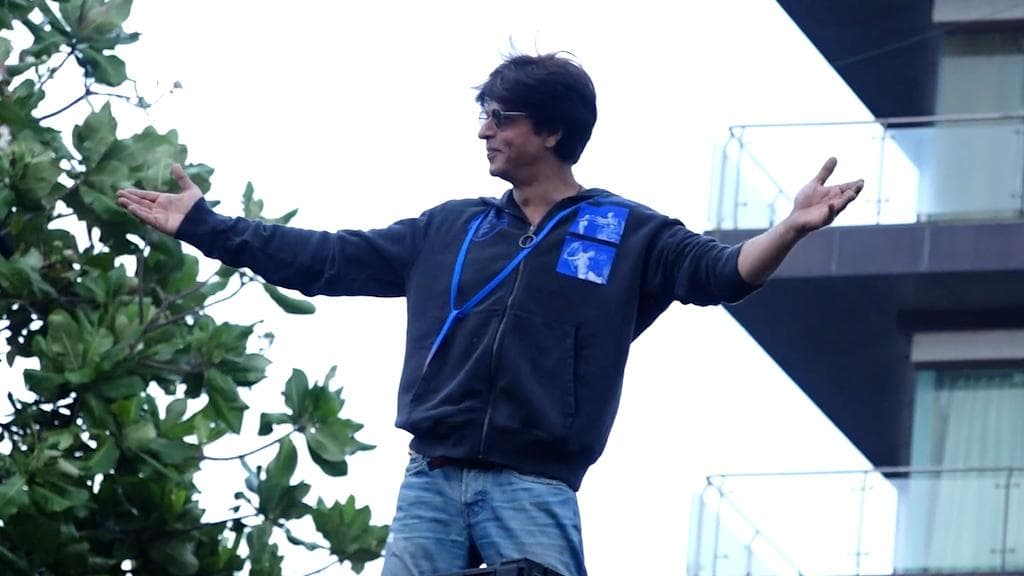 Shahrukh Khan: দীর্ঘ উদ্বেগের পর স্বস্তি! আরিয়ানের জামিনের পর ঘোরোয়া জন্মদিন উদযাপন করবেন কিং খান