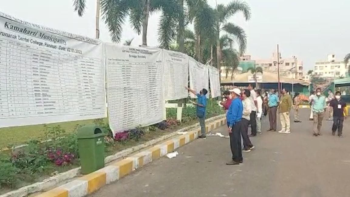 Municipal Election 2022: গণনার শুরু থেকেই সুবজ-সুনামি, প্রথম ঘণ্টাতেই বেশির ভাগ জায়গায় জয়ী তৃণমূল