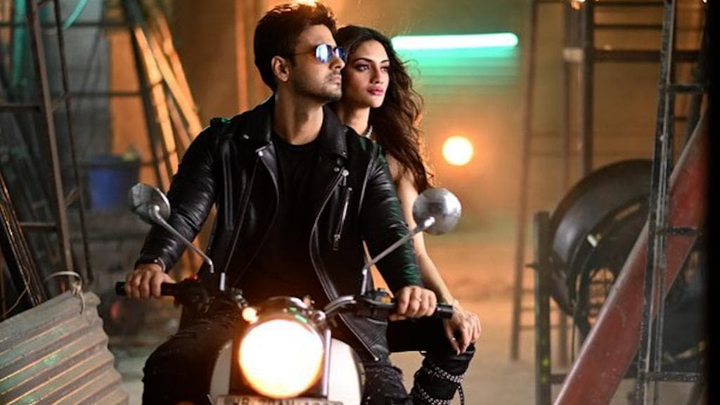 Yash-Nusrat Break up: আলাদা হচ্ছেন যশ-নুসরত? ইন্সটা স্টোরি নিয়ে তোলপাড় টলিপাড়া