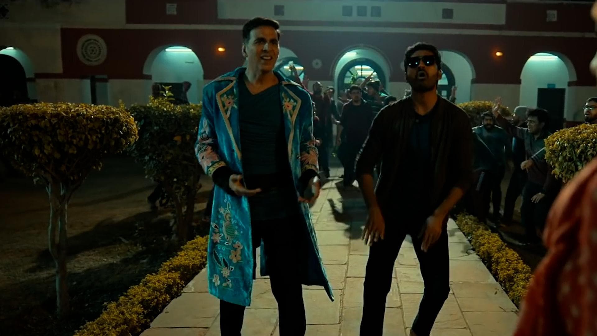 Atrangi Re का नया गाना Little Little हुआ रिलीज, धनुष और अक्षय ने किया धमाकेदार डांस