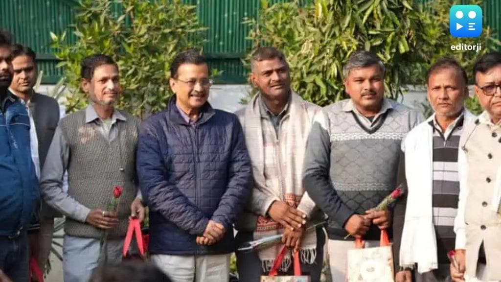 Arvind Kejriwal announces Rs 10 lakh insurance for auto drivers ahead of Delhi Elections