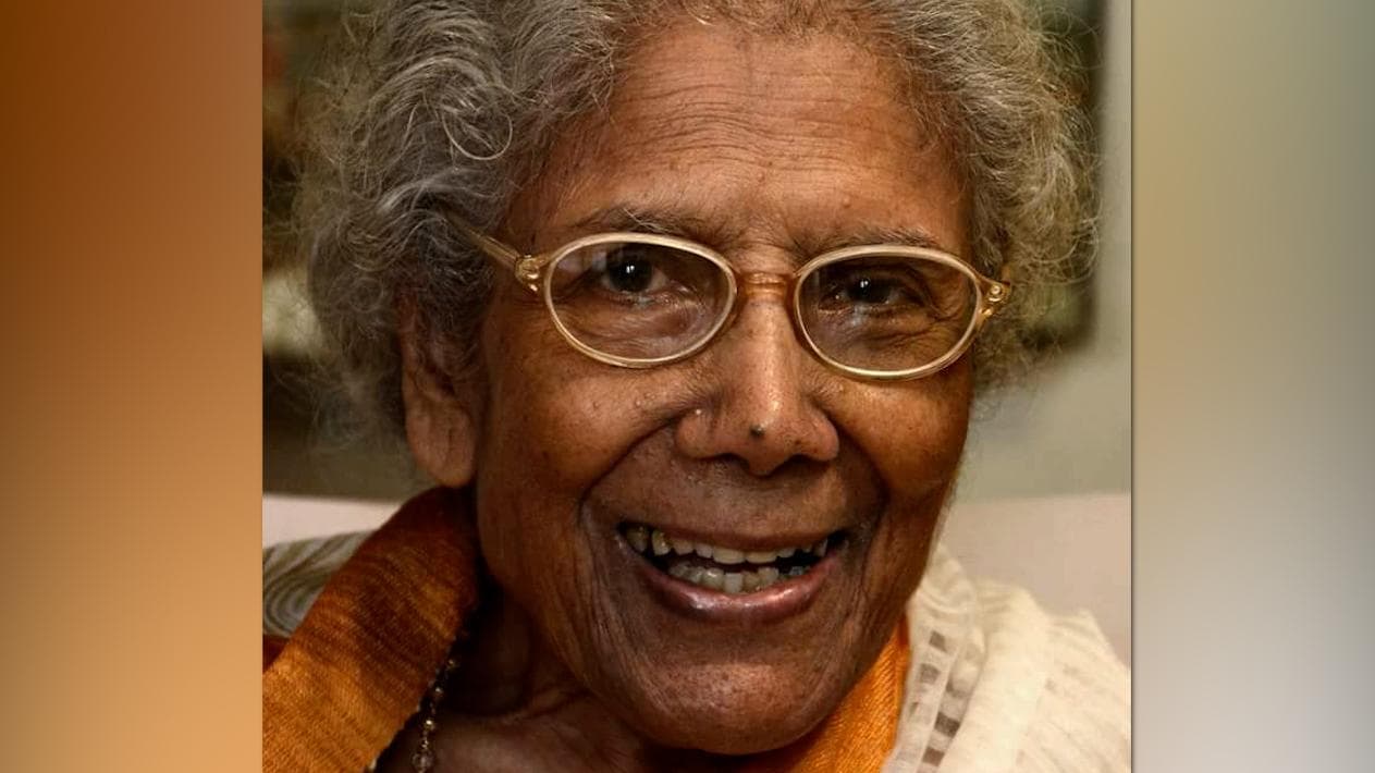 Sandhya Mukherjee: সংকট কাটেনি, তবে স্থিতিশীল সন্ধ্যা মুখোপাধ্যায়, অক্সিজেন সাপোর্টে প্রবীণ শিল্পী