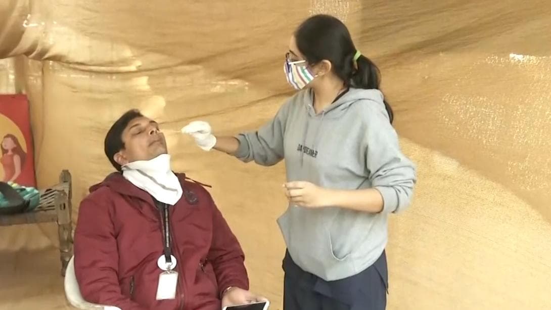 Covid-19: ভয়াবহ পরিস্থিতি! একদিনে দেশে সংক্রমণ বাড়ল ৫৫ শতাংশ