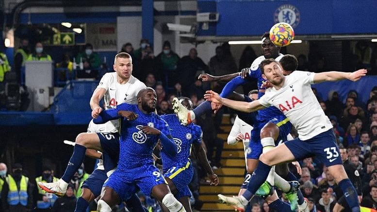 Premier League: Chelsea end their four-match winless run with a 2-0 win over Tottenham