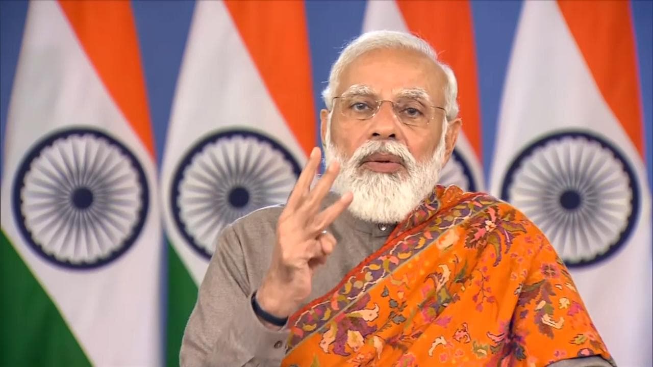 Farm Laws: आखिरकार किसानों के सामने झुकी मोदी सरकार, तीनों कृषि कानून की वापसी का ऐलान 