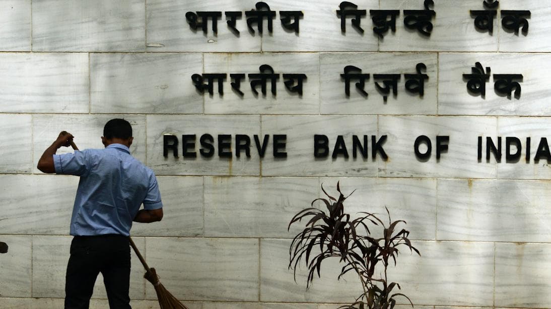 Boost for HDFC Bank: RBI lifts curbs, brokerages see 40% upside in stock