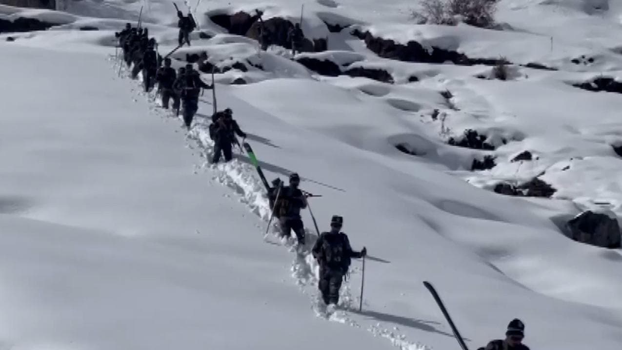 Arunachal pradesh Avalanche: অরুণাচলে ভয়াবহ তুষারধস, নিখোঁজ সেনার সাত জওয়ান