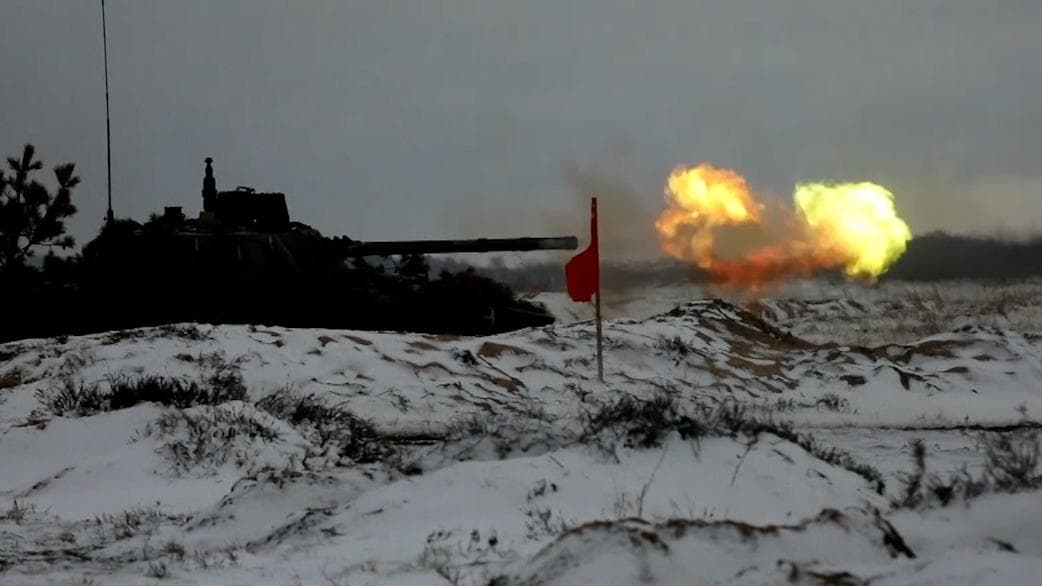 Ukraine crisis: Satellite images show Russian build up, no progress made in Berlin